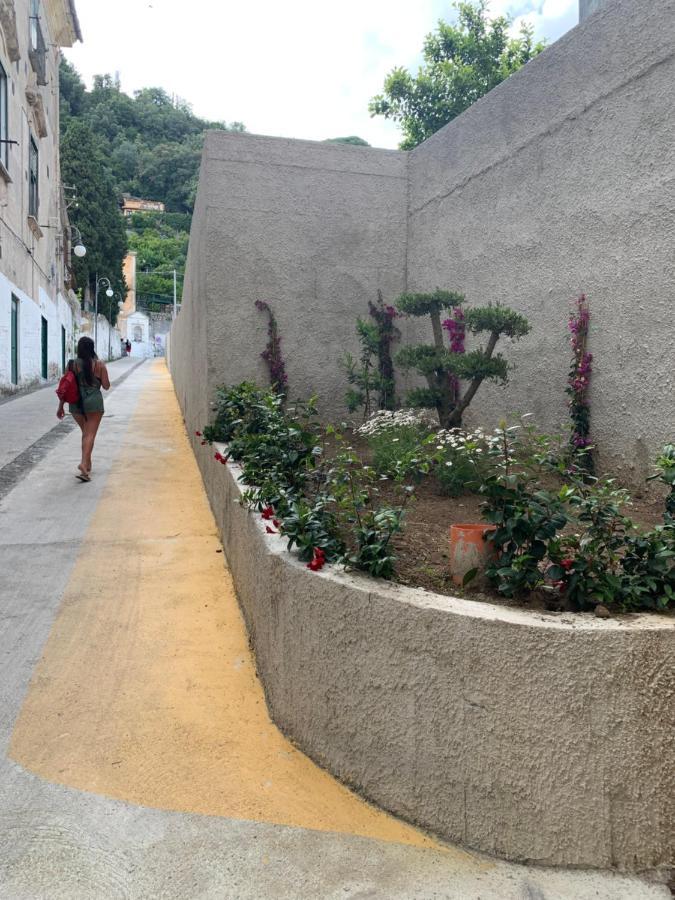 Il Capriccio Di Maria Guest House Vietri Luaran gambar