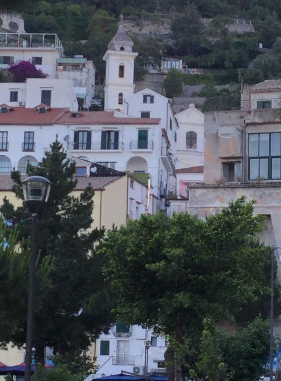 Il Capriccio Di Maria Guest House Vietri Luaran gambar