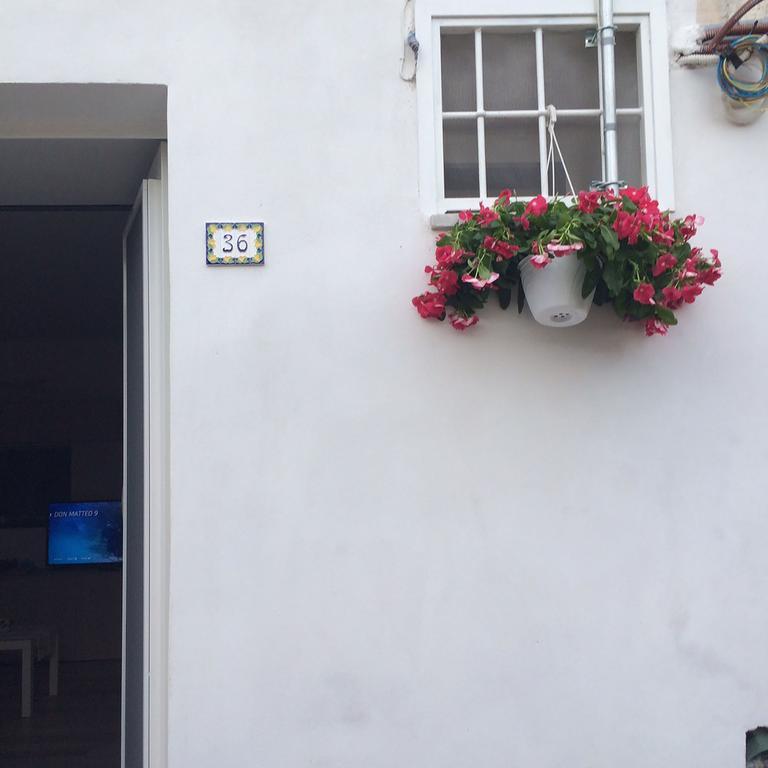 Il Capriccio Di Maria Guest House Vietri Luaran gambar